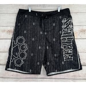 Vintage Fearless Embroidered Brass Knuckle Print Board Shorts‎ Mens 42 Black